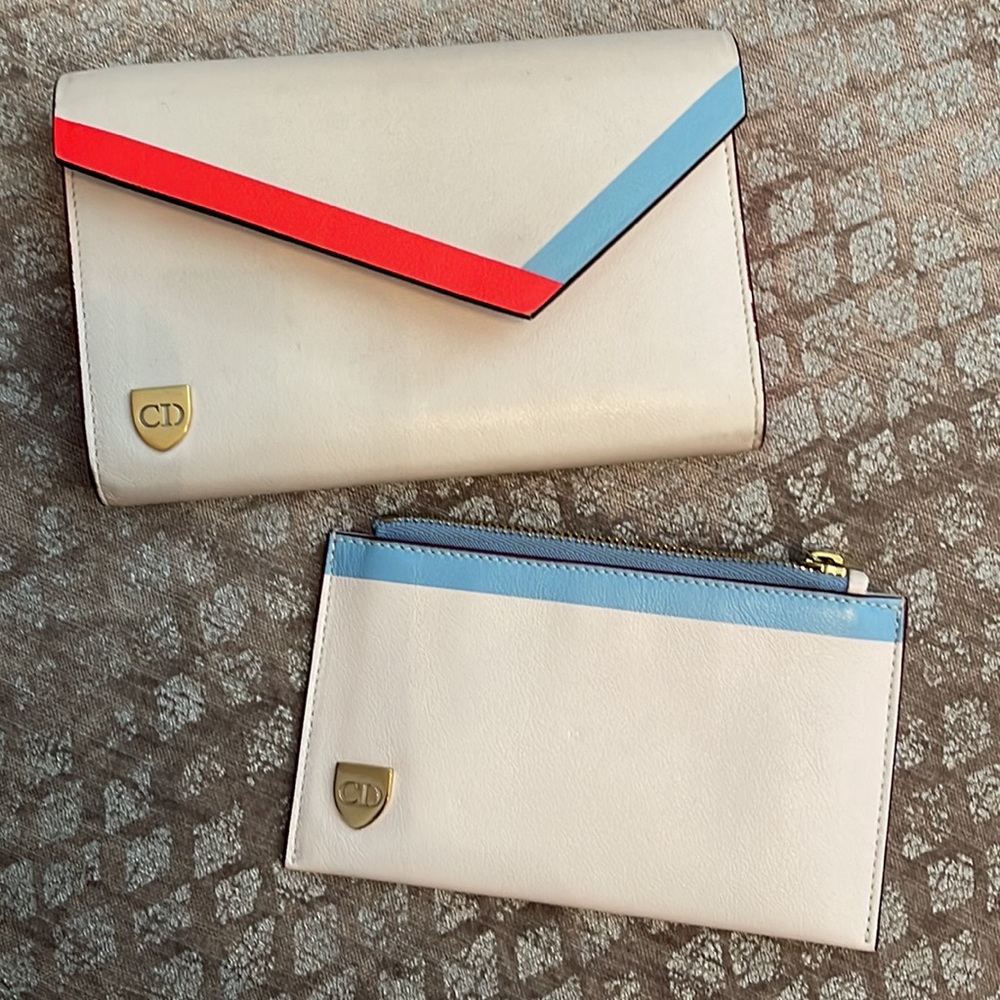 Unique Dior Crossbody Wallet w coin pouch and gold chain